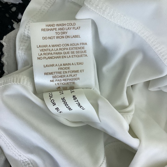 Miracle Body Miraclesuit Coverup Womens Large Black White Slimming Shapewear NWT - Picture 8 of 13